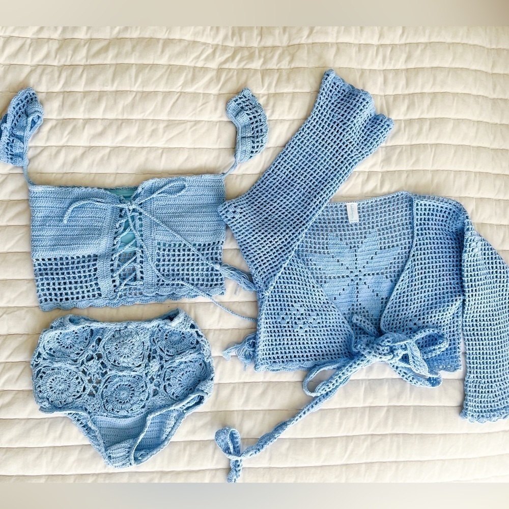 ANDI BAGUS 3 Piece Set: Yogi Wrap Cardigan + Lotus Hi Bottom + Off Shoulder Top - Picture 3 of 14